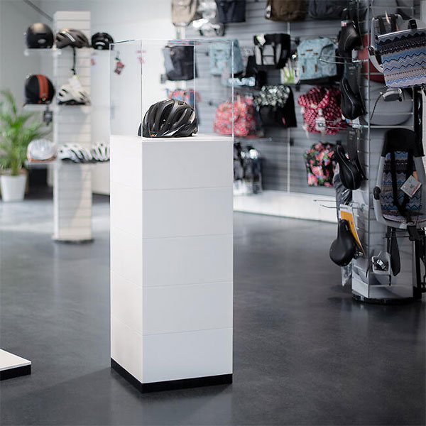BygLet udstillings vitrine 140 cm m. lås - hvid
