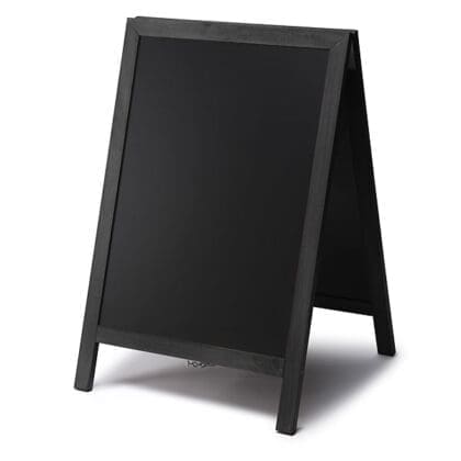 A-Skilt sortbejdset træ inkl. kridttavle 55x82cm